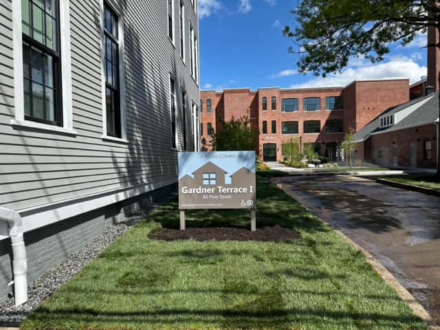 Commercial Landscape Design — photo 5